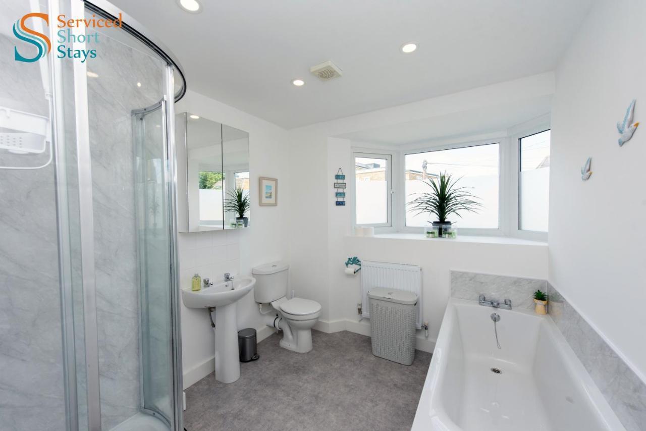 Bella, Two Bedroom Apartment Close To The Beach Margate Eksteriør billede
